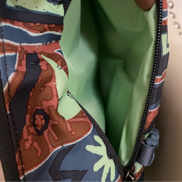 New Patagonia Atom sling backpack 🎒 size 8L - authentic - Picture 7 of 9